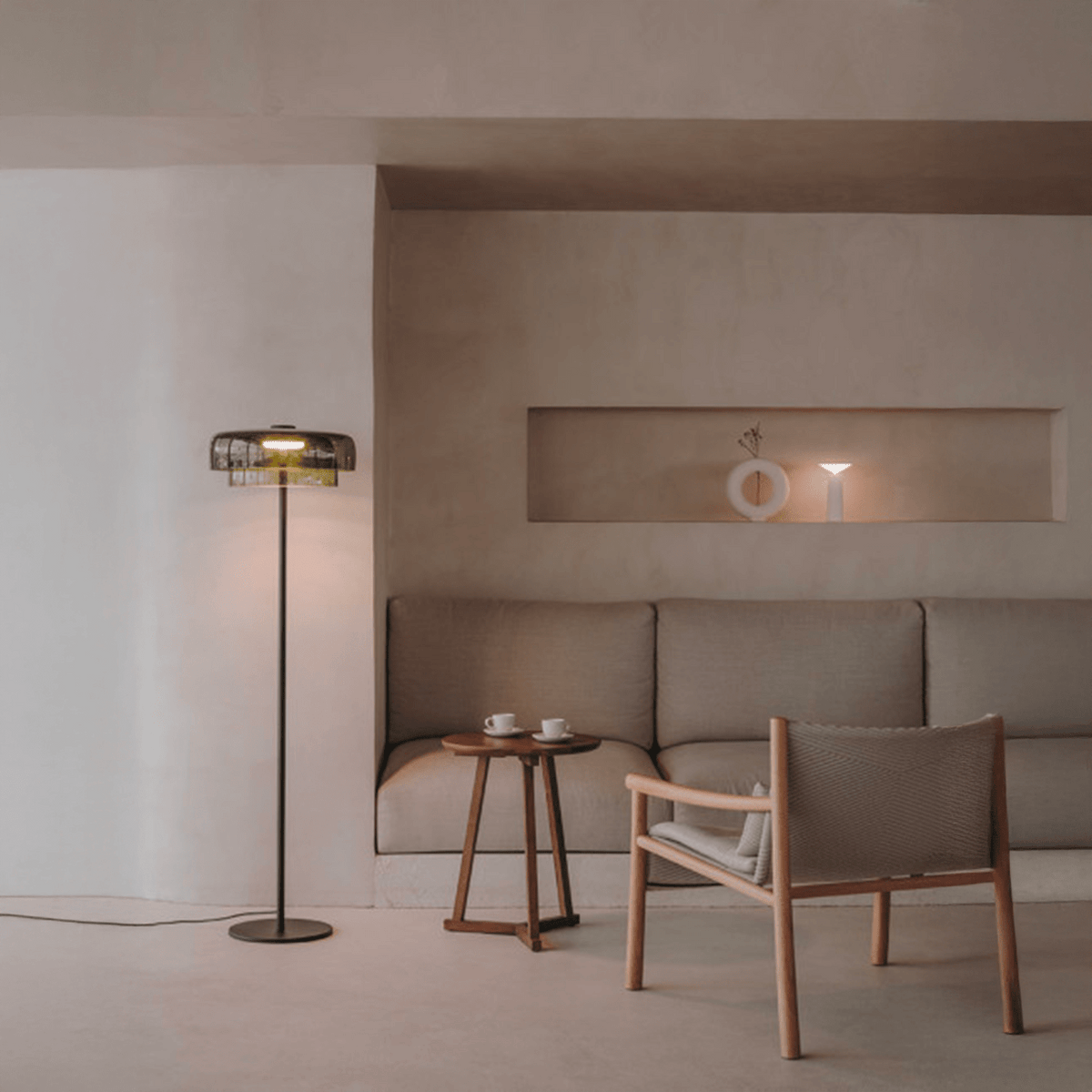 LedsC4 Levels Piantana