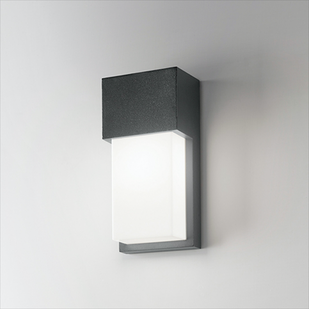 Isy EST Smart Applique Outdoor