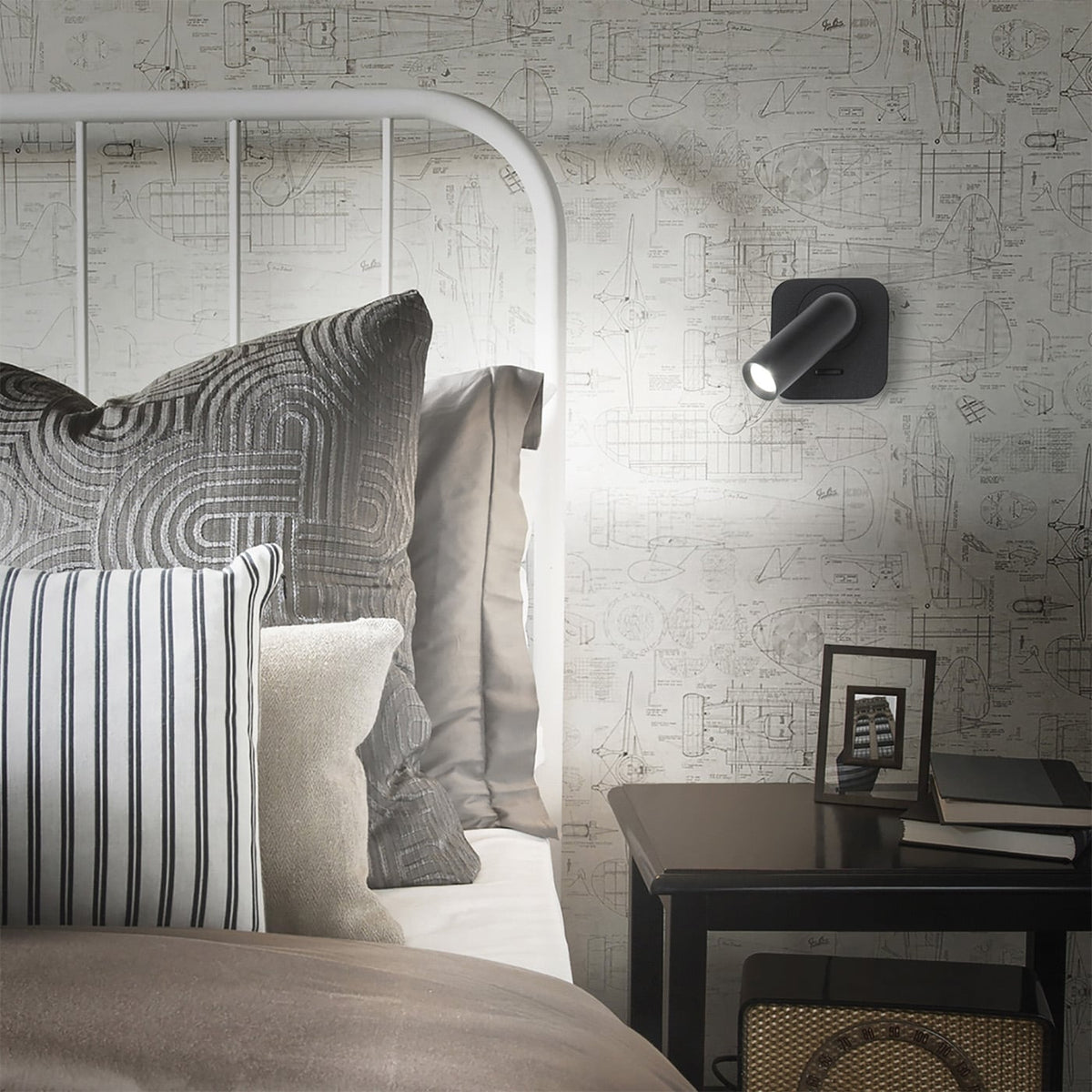 Ideal Lux Bean Applique