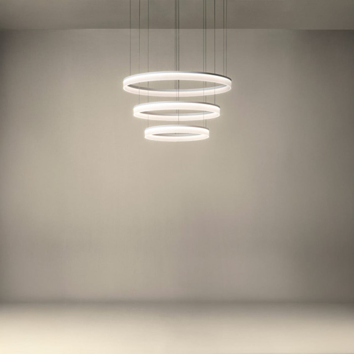 LedsC4 Circ Sospensione Tripla