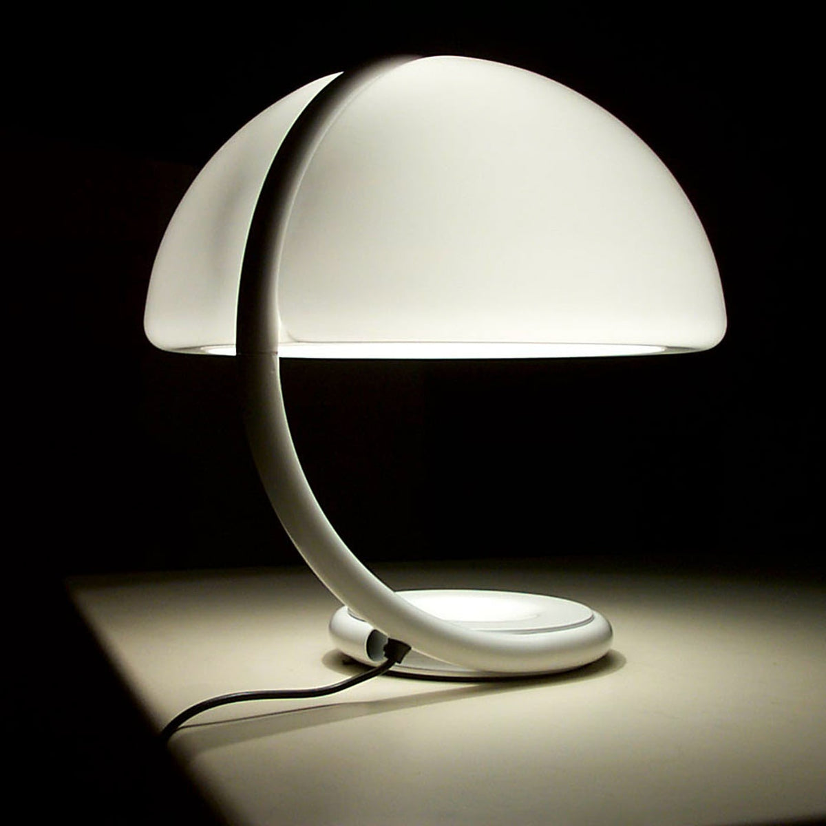 Martinelli Luce Serpente Lampada da tavolo